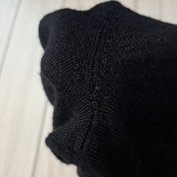 INC International Concepts V-Neck Sweater in Black and Gray Argyle Merino Wool - Picture 9 of 9